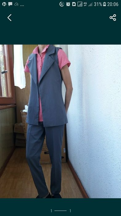 Джинсы белые женские.