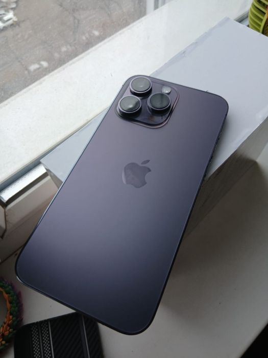 Продам iPhone 14 Pro Max в отличном состоянии
