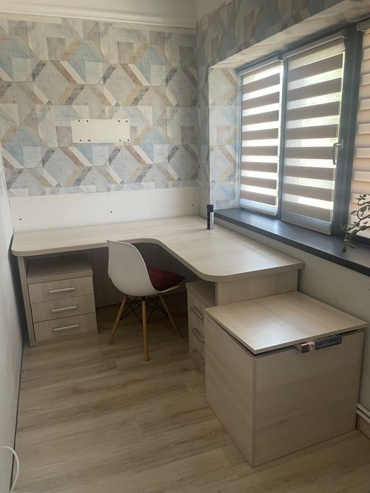 Dulap Combinat + Birou Spatios + Masa Extensibila Cadou