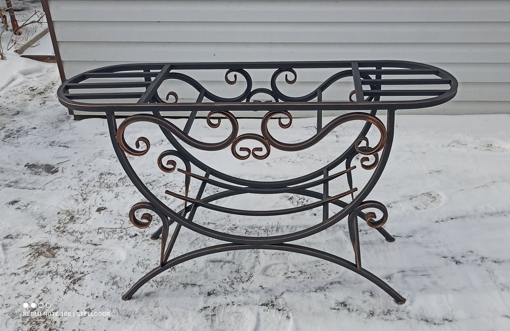 Мангал с дровницей