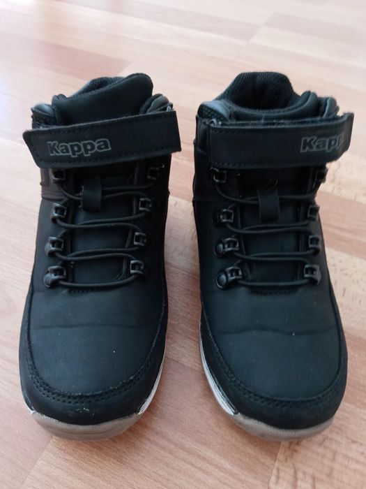 Зимни обувки Карра.