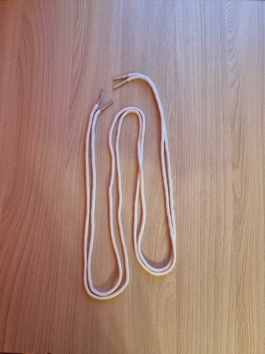 Sireturi albe unisex - bombate (nu tesite) de 120cm