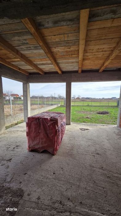 Casa la rosu de vanzare – Vetis, str. Viorelelor