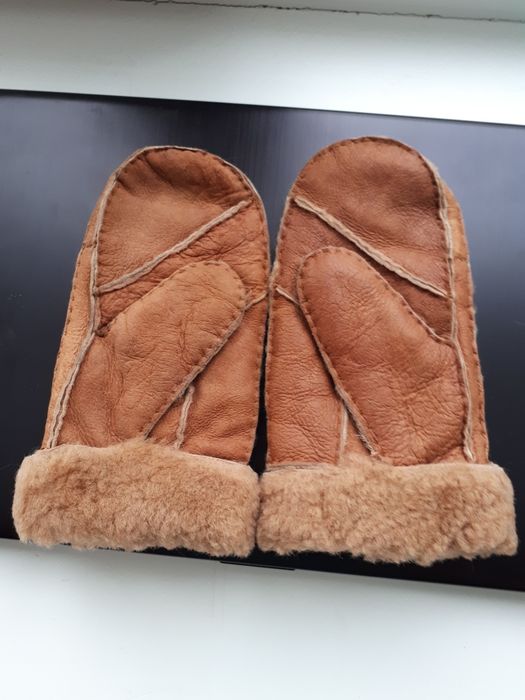 Продам варежки новые