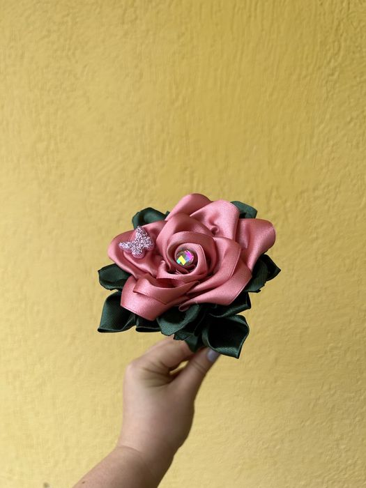 Flori făcute manual