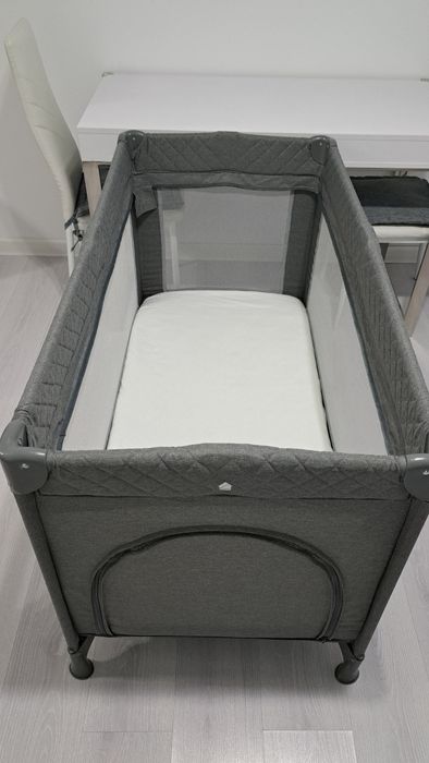 Детская кровать - манеж
