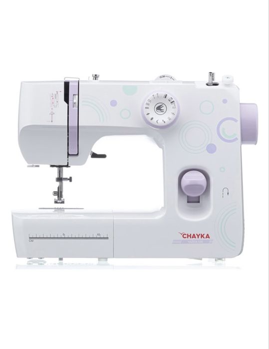 Швейная машинка Чайка 590