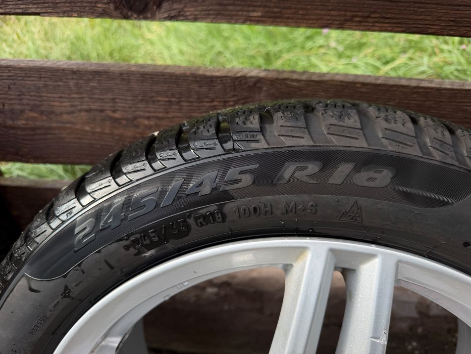 Jante aliaj cu anvelope Pirelli in 2-ua latimi