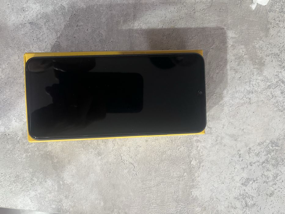 Сотовый телефон в идеальном состоянии