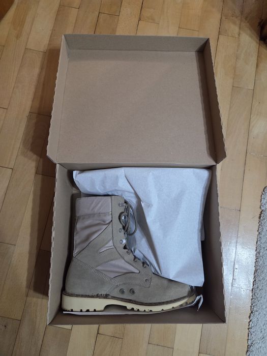 Bocanci militari NOI