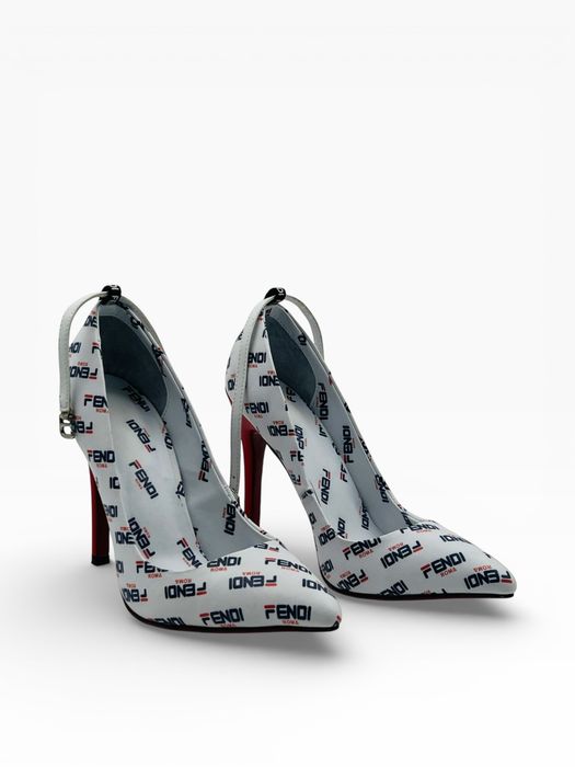 Fendi дамски токчета 35 номер