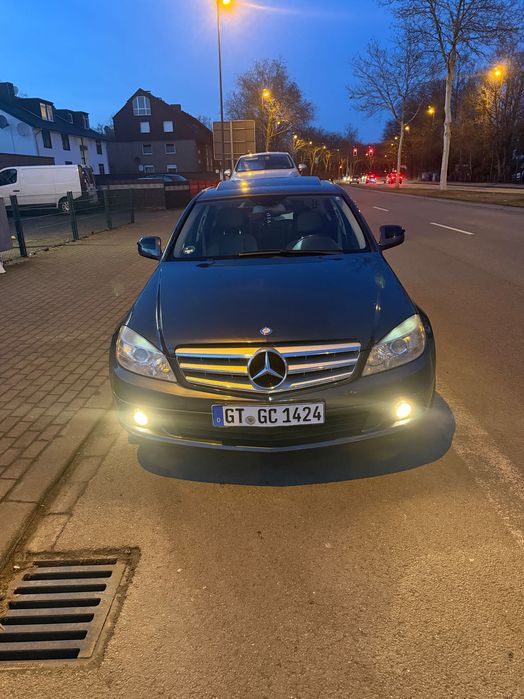 Mercedes Benz C220