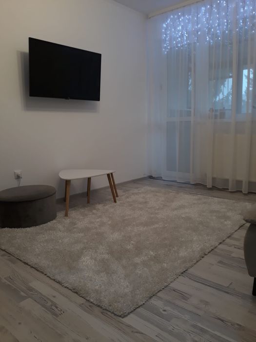 Inchiriez apartament cu 2 camere Aleea Trandafirolor