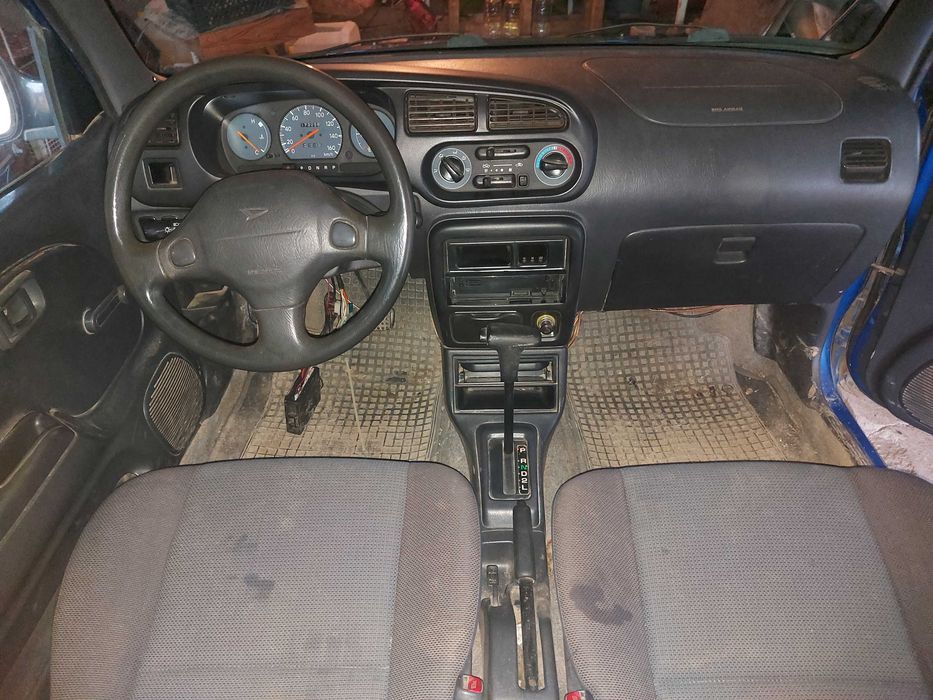 Машина Daihatsu Cuore L701