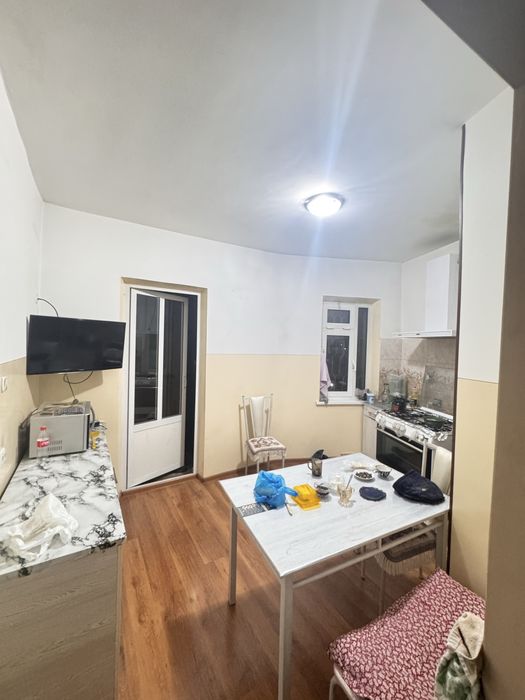 Квартира сотилади