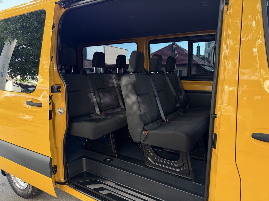 Mercedes Sprinter 8+1 locuri Clima