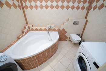 Продава се Тристаен апартамент в София, Манастирски ливади - 112 кв.м за 893 €/кв.м - Снимка #3