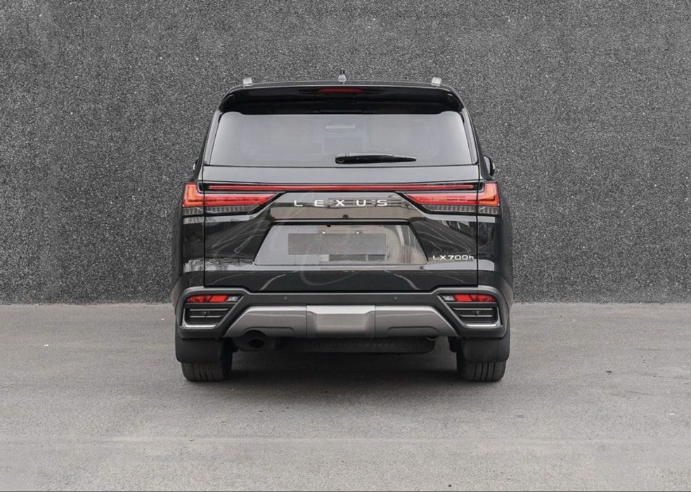 Lexus LX 700h 2026