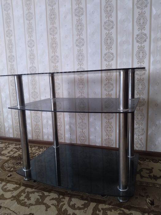 Подставка для гостиной