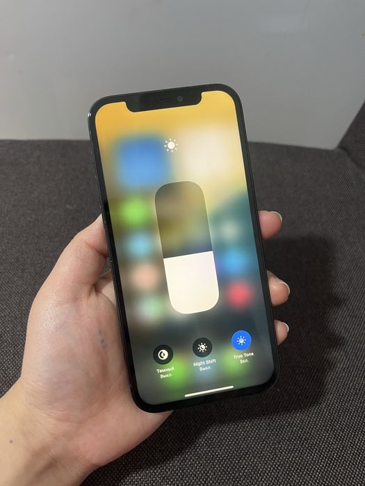 Айфон 12Про 256гб отличный