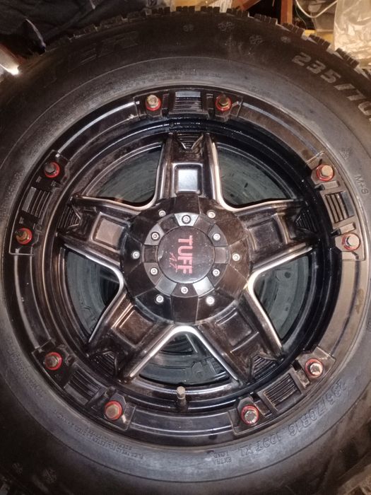 Шины с дисками 235/70/16