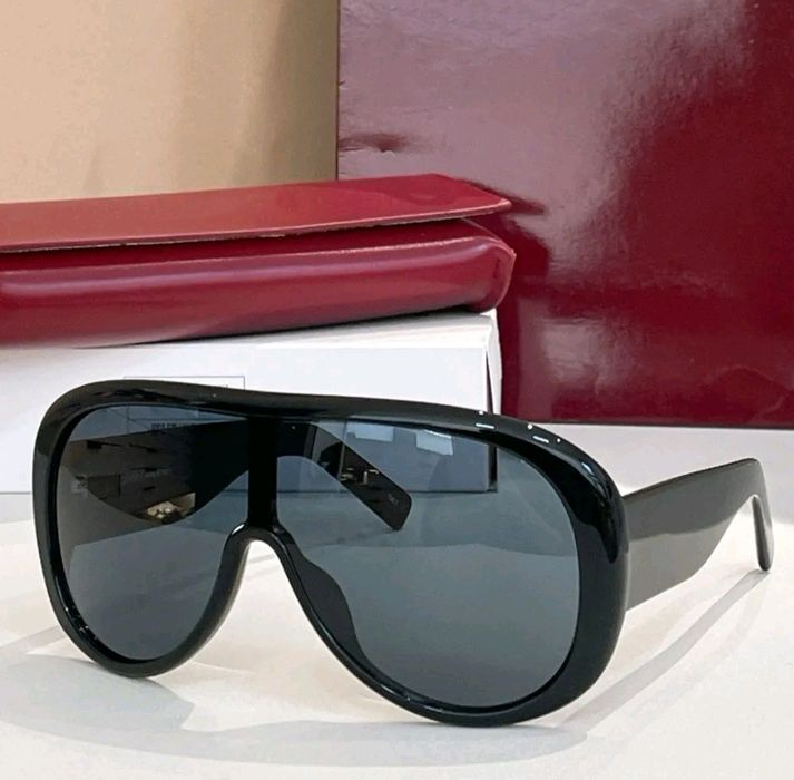 Слънчеви очила Gucci( 2026)