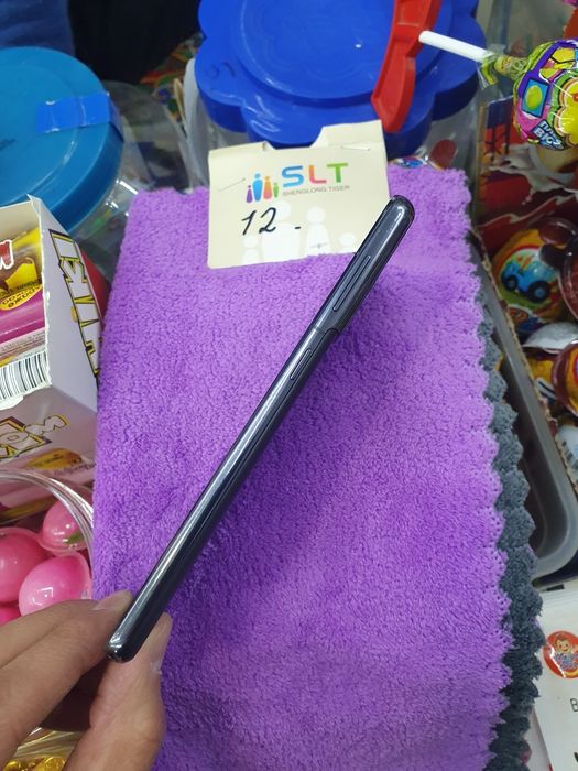 Galaxy S21 5G  256Gb продам