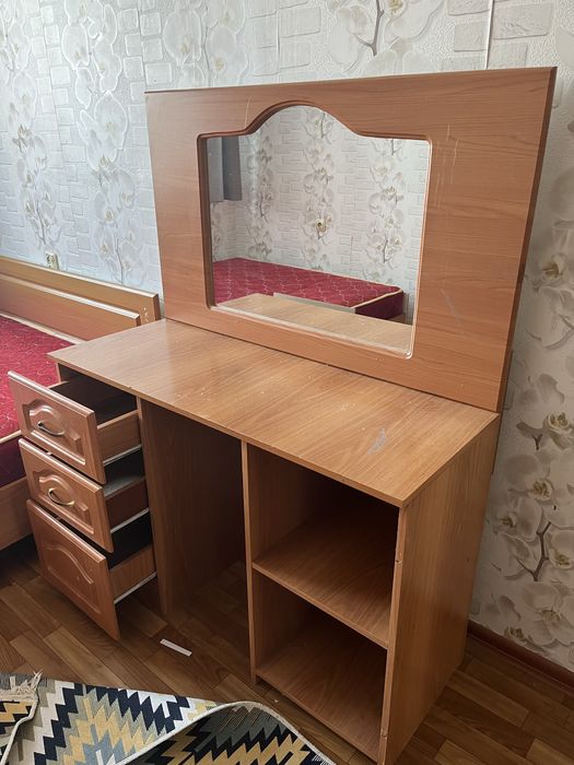 Продам шкаф и комод