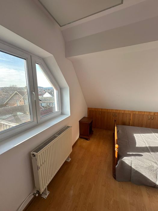 Apartament 3 camere de închiriat zona centrala