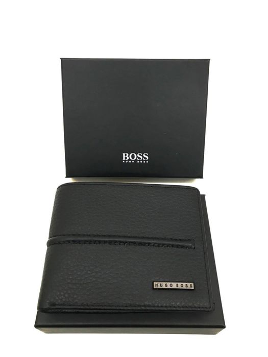 Промо мъжки подаръчен комплект Hugo Boss 004/004 !