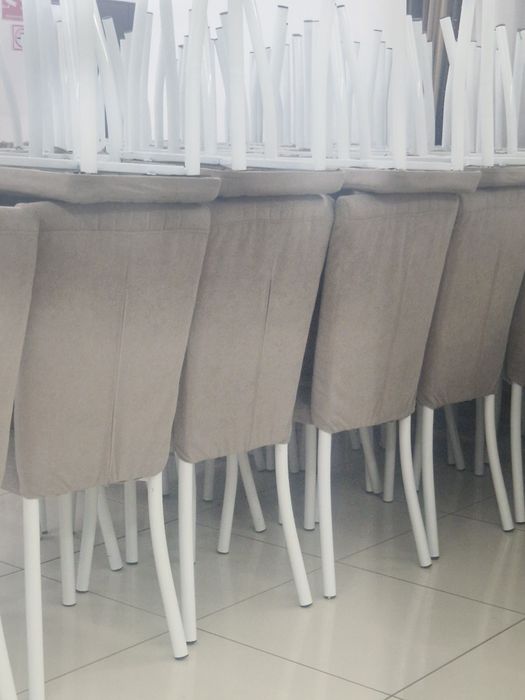 Продам стулья  новые.