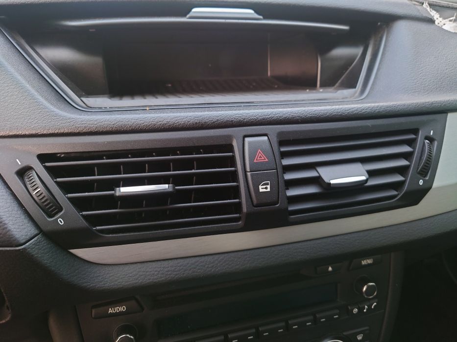 Бмв бутон за аварийни светлини авариини копче bmw е90 е91 е92 ф30 **