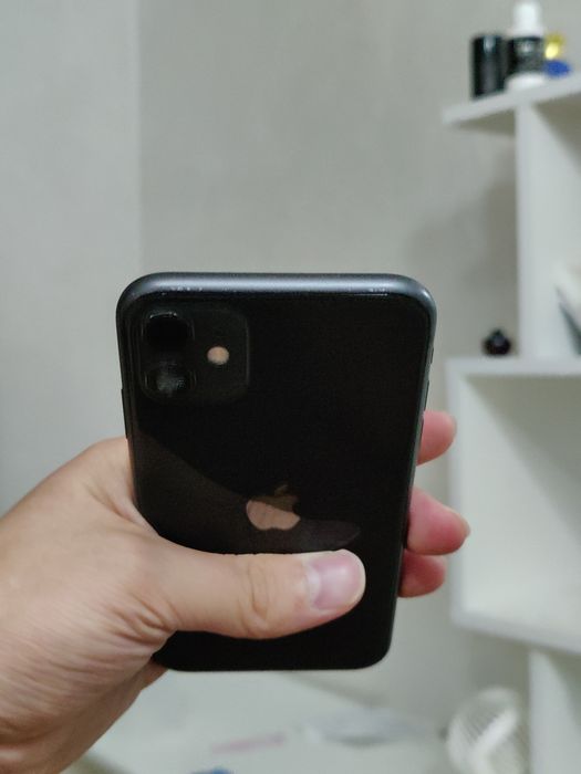 iPhone 11 64 black