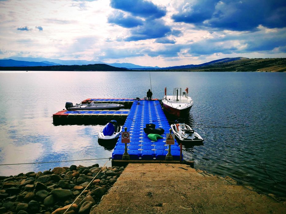 Продавам бизнес - воден атракцион на яз. Огоста