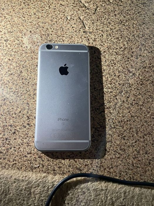 Айфон 6 s продам