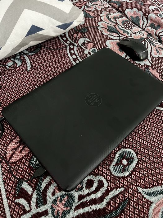 Ноутбук hp загружен windows 10 pro
