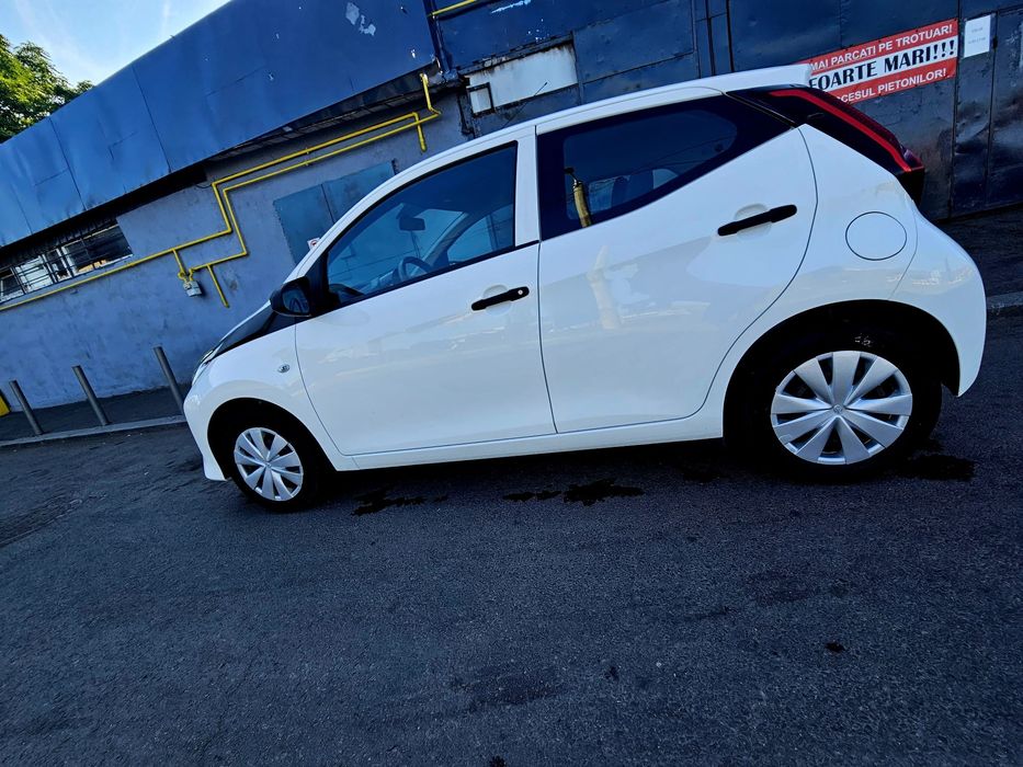Vând Toyota Aygo 2020