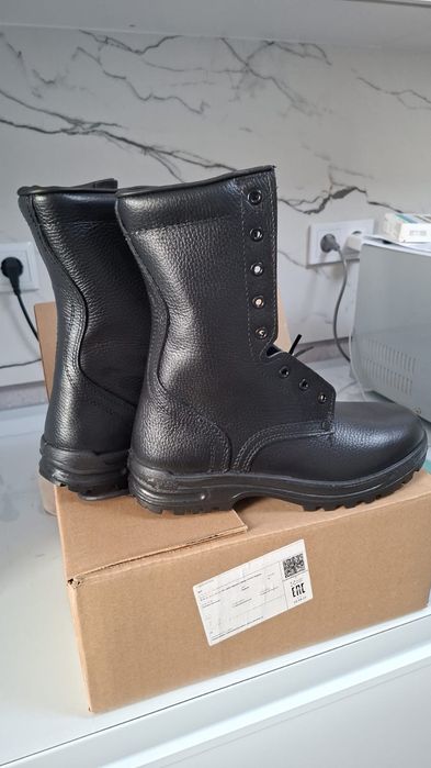 Продам летнии берцы