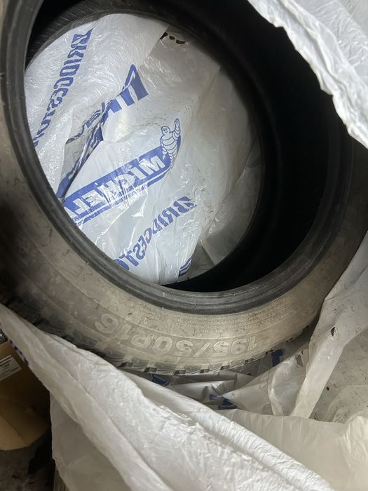 Продам резину 3шт
