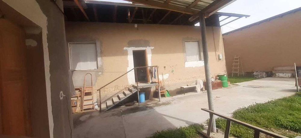 Uchastka Qibray Baytqo'rg'on. 7 сотих 3 хонa