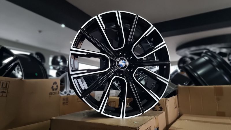 21 цола BMW-7 F01 5x120/5х120