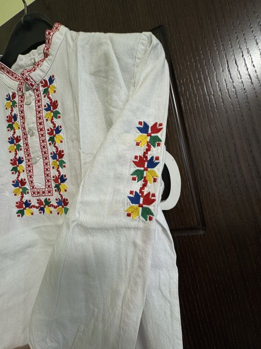 Дамска народна риза с бродерия