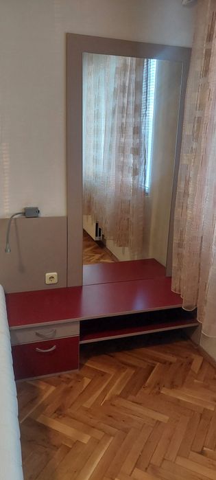 Продавам мебели и електроуред