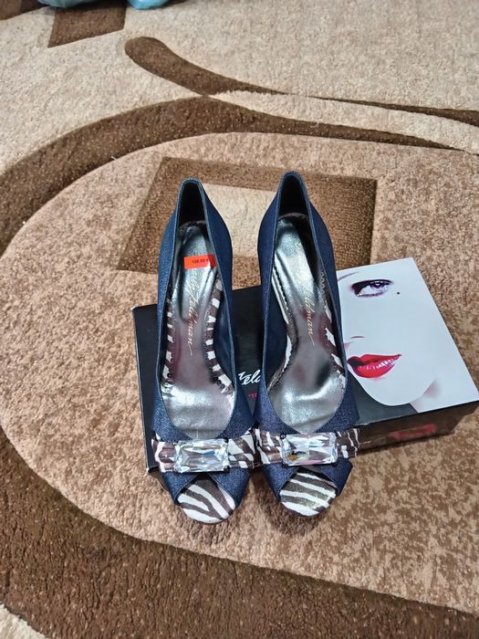 Pantofi dama originali