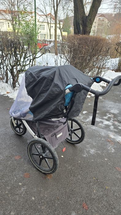 Carucior Thule Urban Glide + husa de ploaie