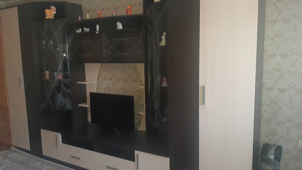 Стенка гостинная