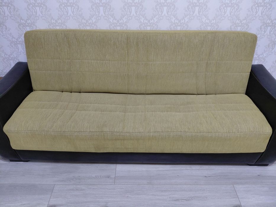 Продам диван  3,2,1,1