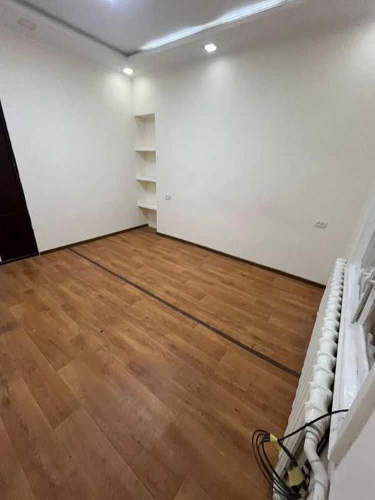 V3412 ПРОДАЕТСЯ 1/1/4 на: Ц 11, ул Булок 40м2