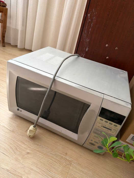 Микроволновая печь