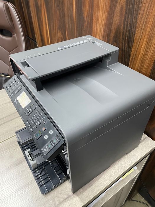 продаю принтер Canon 2014 года